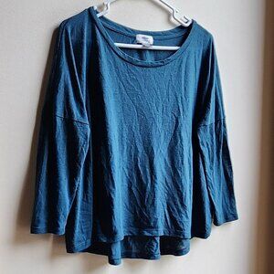 Old Navy Teal Long Sleeve Swing Jersey Top